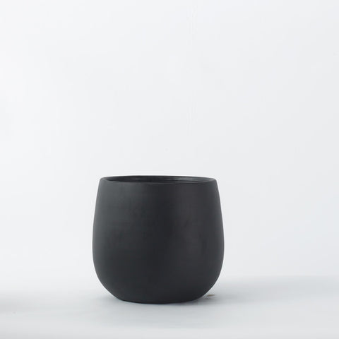 Black Isabel 22cm Pot